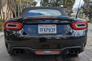 Auto Usado Confiable, Fiat 124 Spider Abarth 2017 - Product Image 2