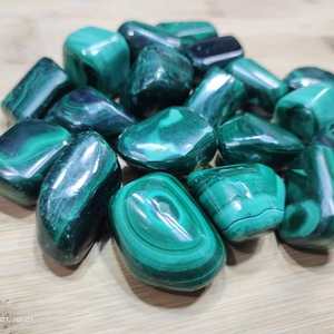 Best Quality Natural Green Malachite Crystal Tumbled Stones Polished Carved Healing Feng Shui Semi Precious Stone Crafts - Product Image 3