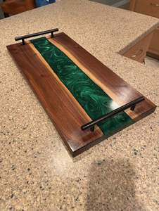 2025 Plateau de service en bois et résine époxy au design moderne personnalisé Articles chauds en gros pour la décoration - Product Image 3