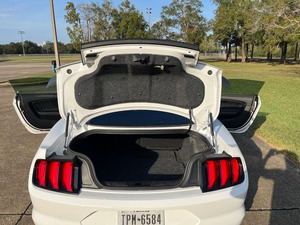 Ford Mustang GT Coupé Premium 2020 d'occasion, boîte manuelle 6 vitesses - Product Image 5