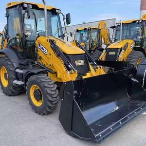 Chargeuse-pelleteuse JCB 3CX d'occasion avec moteur Perkins et godets avant de 1,0 m³ et arrière de 0,3 m³ pour travaux de construction - Product Image 4