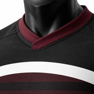 Nouvelle Arrivée : Tenue de Rugby de Fabricant Haut de Gamme – Maillot et Short Rayés de Qualité Supérieure, Dernier Design - Product Image 4