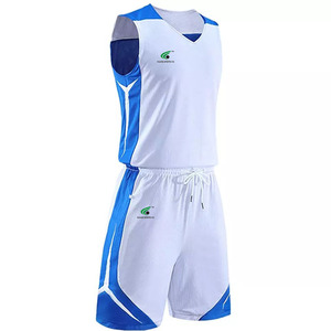 Venta caliente uniforme de baloncesto para hombres 2025 nueva llegada sublimado personalizado equipo Jersey y pantalones cortos transpirable ropa deportiva de secado rápido - Product Image 3