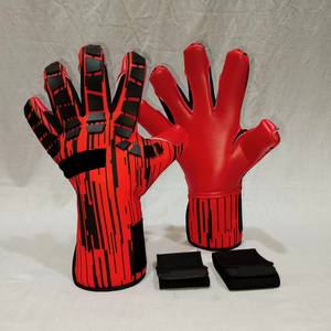 Gants de gardien de but de football unisexes respirants à doigts entiers avec sangle de poignet réglable imperméable en latex allemand avec logo personnalisable - Product Image 6
