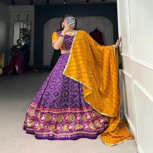 Tussar soie indien traditionnel lehenga choli nouveau concepteur dernier concepteur Bandhej et Patola impression avec feuille travail adulte - Product Image 1