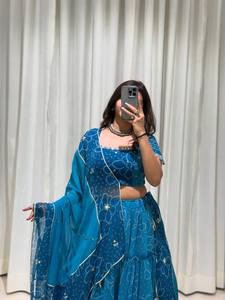 ผ้าไหมโรมันพรีเมี่ยมพร้อมพิมพ์ดิจิตอลชุดปาร์ตี้ฉลองเปิดตัว - Product Image 3