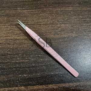 Pince à épiler isolante à 45 degrés, impression de logo personnalisée, acier inoxydable, outil de beauté, paillettes roses, extension de cils OEM - Product Image 1