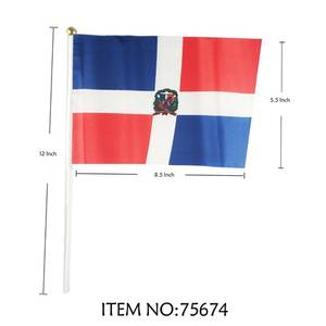 Bandera de mano Dominicana 5,5 \ "X8.5 \" 1200PCs 100DZ/CS Logotipo personalizado Impresión digital Nylon Poliéster Uso de pantalla de seda - Product Image 1