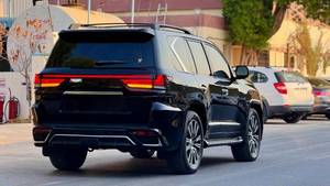 Lexus LX 570 del 2009 usata, modificata al modello 2025, SUV Twin Turbo V6 4WD, guida a sinistra, automatica, benzina, lusso. |   Pronto per l'esportazione - Product Image 6