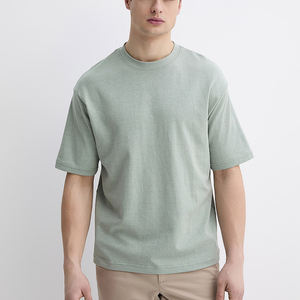 Dernier fabricant de t-shirts surdimensionnés Meilleures ventes T-shirt à manches courtes Logo personnalisé T-shirt uni en coton de qualité supérieure 220 GSM - Product Image 6