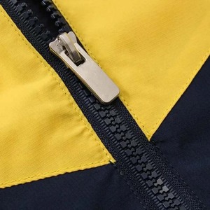 Chaqueta de último diseño para hombre cortavientos impermeable de alta calidad ropa de hombre chaquetas a la venta ropa deportiva informal - Product Image 4