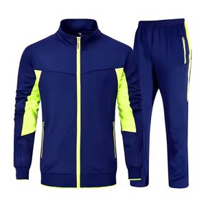Trajes Deportivos de Terciopelo Cálidos para Invierno, Personalizables por el Fabricante Directo, con Calidad Profesional y Logotipo Personalizado - Product Image 2