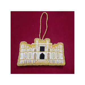 Adorno Colgante de Alta Gama con Bordado Zari, Color Amarillo, Forma de Edificio, para Fiestas Navideñas, al Precio Más Bajo - Product Image 1