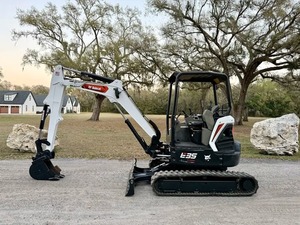 Tracteur à roues E35 <span class=keywords><strong>2013</strong></span> avec moteur et boîte de vitesses, prêt à la vente. Mini-excavatrice avec remorque, également disponible à la vente. - Product Image 5