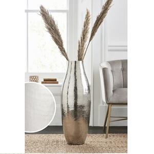 Vase Pichet Moderne en Métal Poli Brillant, Design Art Déco, Décoration de Table Transparente, Artisanat pour Hôtels et Dîners, Hussain - Product Image 3
