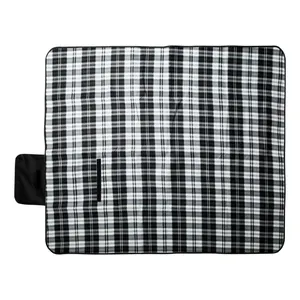 Tappetino da Picnic Angama Eco-Friendly in RPET Realizzato con Materiali Sostenibili per Avventure all'Aperto - Product Image 5