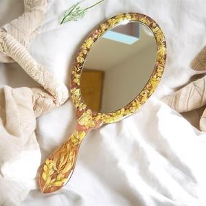 Miroir à main en résine avec finition lisse et brillante, parfait pour un usage quotidien, le maquillage ou des fins décoratives, ajoutant une touche élégante - Product Image 2