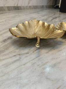 Bandeja decorativa con forma de hoja de oro de aluminio al por mayor, bandeja de servicio chapada en oro de alta calidad de metal para suministros de restaurante y hotel - Product Image 5