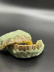 ที่ย่างน้ำแข็งประดับเพชร CZ สีทองทั้งชิ้นสำหรับงานวันเกิดวันหยุดกิจกรรมพิเศษตัวเลือกของขวัญที่ประหยัด - Product Image 3