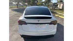 2024 Tesla Model X Plaid AWD véhicule électrique d'occasion boîte de vitesses automatique sièges en cuir intérieur sombre toit ouvrant panoramique gauche - Product Image 5