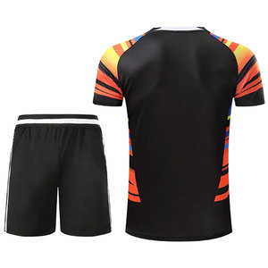 Uniforme de Voleibol Fabricado en Pakistán, Estilo Superior, 100% Poliéster, Personalizable, Alta Calidad para Adultos - Product Image 4