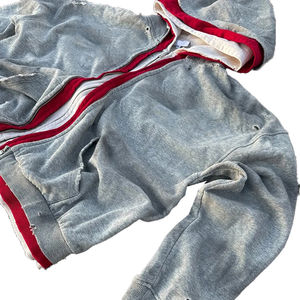 Sudadera Corta Personalizada de Estilo Urbano con Doble Cierre de Cremallera Triple, Lavado Ácido, Estilo Holgado y Cuadrado, Desgastada, con Pedrería y Triple Capa - Product Image 1