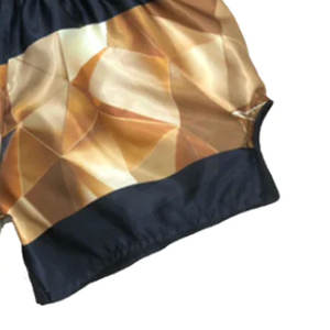 Nuevo estilo personalizado Muay Thai Shorts Color negro y dorado Hecho en Pakistán Muay Thai Shorts para hombres - Product Image 4