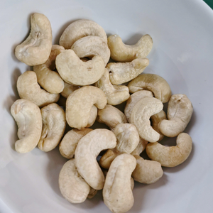 เครื่อง W320เม็ดมะม่วงหิมพานต์แซนทิโก - Product Image 1