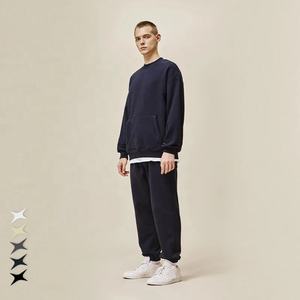 ชุดวอร์มฮู้ดดี้หนานุ่มสไตล์สตรีทแวร์สำหรับผู้ชาย รุ่นใหม่ประจำฤดูใบไม้ร่วงปี 2026  ชุดเซ็ตเสื้อและกางเกงขายาวผ้าฟลีซบุขนนุ่ม ใส่สบาย เหมาะสำหรับวิ่งออกกำลังกาย  แบบ unisex - Product Image 4
