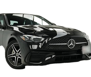 Mercedes-Benz Clase C 300 4MATIC 2024 Negro Brillante Usado con Llantas de Aleación, Asientos de Cuero, Sistema de Navegación, Asientos Calefactables, Volante a la Izquierda - Product Image 1