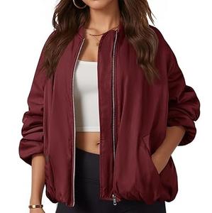 Services OEM en gros, vestes bomber pour femmes en polyester 100%, logo personnalisé, couleur bordeaux, veste bomber unie respirante - Product Image 6