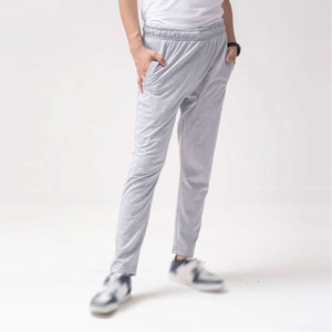 Pantalones deportivos de forro polar lisos al por mayor disponibles en tejido de mezcla de algodón con cintura elástica, listos para personalizar con marca y pedidos al por mayor. - Product Image 5