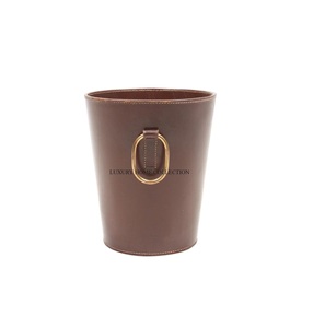 Cubo de basura de metal ligero a prueba de herrumbre con un diseño compacto ideal para baños, cocinas o aplicaciones debajo del escritorio - Product Image 6