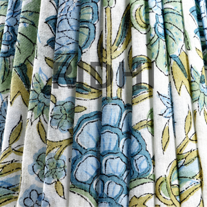 Abat-jour plissé personnalisé en tissu de coton écologique vert asperge floral de luxe fait main, pour lampes de table, de sol et suspendues - Product Image 4