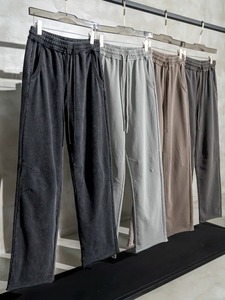 Ventes en gros pantalons de jogging en toile pour hommes personnalisés pantalon de survêtement de gymnastique conique solide avec broderie fabriqué au Pakistan - Product Image 2