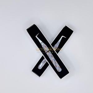 Puntas de acero inoxidable plateadas para extensión de pestañas, con revestimiento de papel de 10 mm, antiaestáticas, antimagnéticas, de 90 grados, para volumen y aislamiento. - Product Image 4