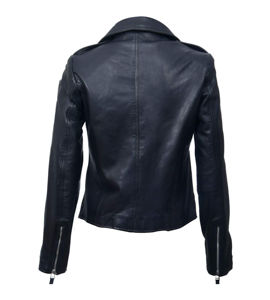 Chaqueta de Cuero para Mujer OEM en Cuero Genuino Clásico, Ropa de Uso Diario de Fabricante Pakistaní para un Estilo Atemporal - Product Image 4