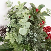 Guirlande murale élégante en forme de branche d'arbre de Noël synthétique de 30 cm avec pommes de pin enneigées et baies vertes traditionnelles