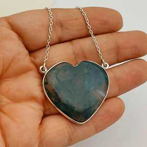 Collar con Colgante de Ágata Musgosa en Forma de Corazón: Plata de Ley 925, Joyería Hecha a Mano con Piedra Verde - Product Image 1