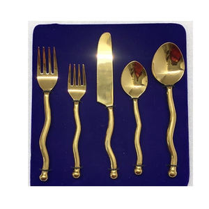 Combinación de resina de acero inoxidable con acabado dorado, juegos de cubiertos para cocinas de lujo, hoteles y restaurantes, color verde y blanco - Product Image 3