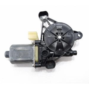 มอเตอร์ไฟฟ้าหน้าต่างด้านหน้าซ้าย AUDI A3 Sportback Series (8VS, 8VM) 5Q0959802B (13>) - Product Image 1