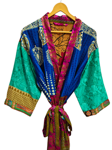 Robe longue de style japonais, vêtements de détente, couvre-bikini, vêtements de bain, kimono en soie de sari recyclée indienne, robe de nuit - Product Image 2