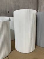 Pot Bunga Fiberglass Hijau Kontemporer dengan Lubang Drainase Asal Vietnam untuk Penggunaan di Rumah/Taman Dalam/Luar Ruangan Merek UNI EXIM Model FLP002
