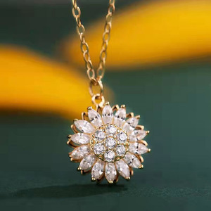 Bas quantité minimale de commande 10 pièces gros bijoux pendentifs or filature rotation tournesol collier - Product Image 6