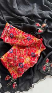 Hermoso Sari de Seda con Estampado Craquelado y Trabajo a Mano para Fiestas y Bodas, para Mujeres Indias, en Existencia - Product Image 5