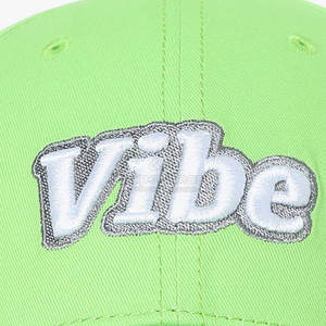 Gorro Casual Moderno y Personalizado con Diseño Actual y Ajuste Cómodo para Actividades al Aire Libre - Product Image 5