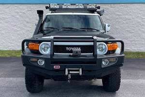 TOYOTA FJ CRUISER USADO 2010, Volante a la Izquierda/Derecha - Product Image 5