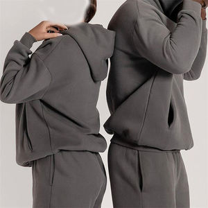 Ensemble de survêtements d'hiver unisexe de haute qualité, col à capuche respirant, logo personnalisé imprimé, tenue décontracté, vente en ligne au Pakistan - Product Image 3