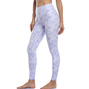Vente en gros de leggings pour femmes personnalisés de haute qualité en coton coupe ajustée OEM pantalons de yoga vêtements de sport pour l'entraînement et la course à pied - Product Image 2