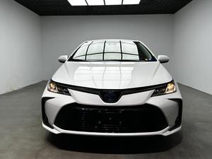 MEILLEURE OFFRE VÉHICULE D'OCCASION 2022 Dual-Hybrid 1.8L E-C V T E-lite Edition Hybride Cinq Places Cuir Foncé R/16 Automatique - Product Image 2